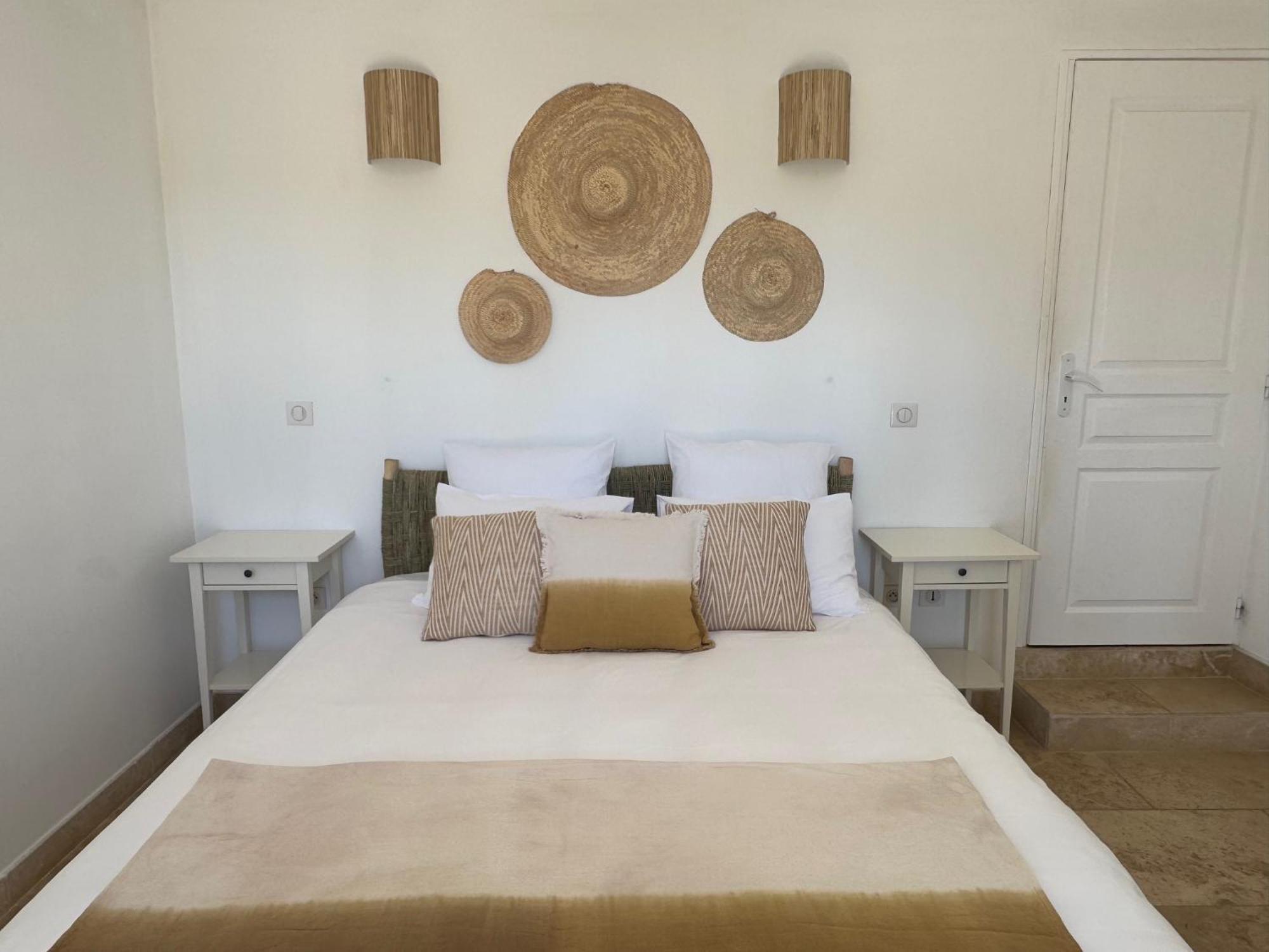 La Cle Des Champs, Boutique Hotel & Spa - Le Mas De Garrigon Roussillon (Vaucluse) Exterior foto